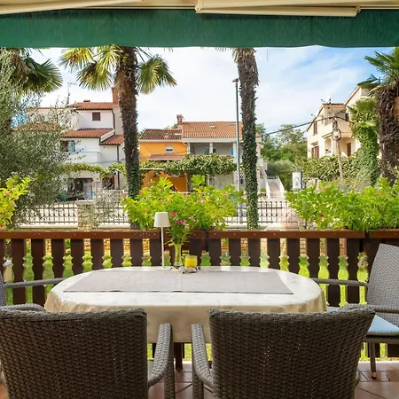 Mit Terrasse By Interhome *