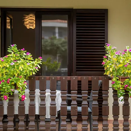 Mit Terrasse By Interhome Funtana
