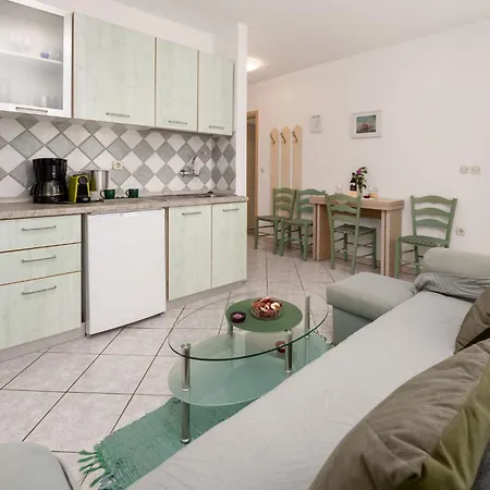 Mit Terrasse By Interhome Funtana