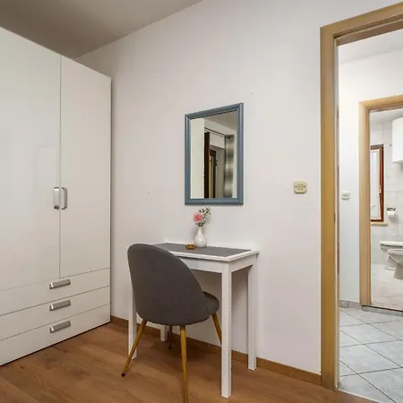 Apartmán Mit Terrasse By Interhome